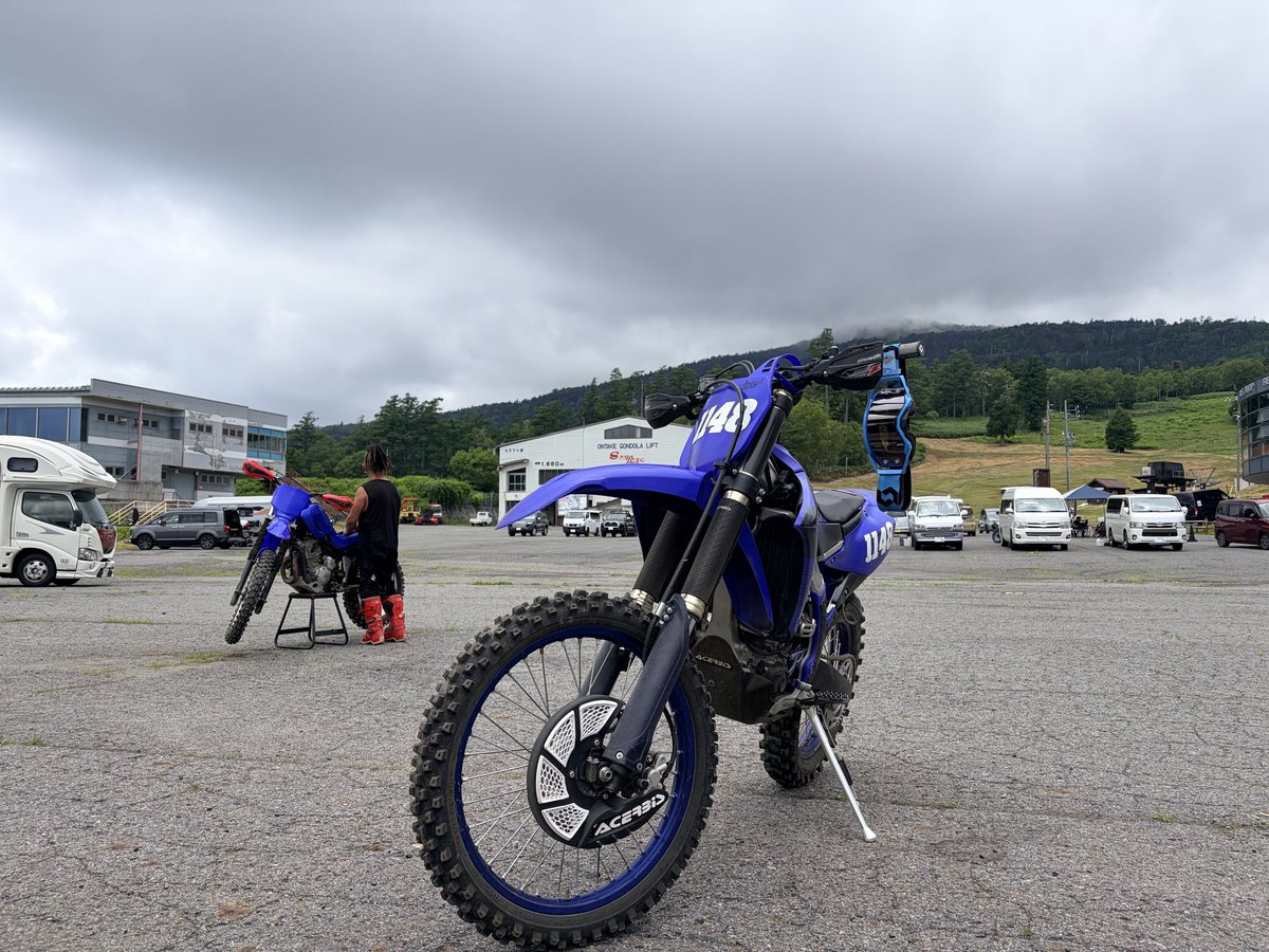 akirakita12's tweet photo. 本日も、御嶽エクスプローラパークなり!
本日は、大盛況!
#YAMHA
#yz250F https://t.co/Y5ReGuhj1l