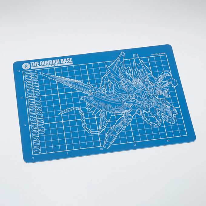 gundambase_t's tweet photo. 【広島店景品情報】

下記ポイント景品アイテムがお品切れとなりました。 

『カッターマット』

 ※再入荷は未定です。

#ガンダムベース
#ガンダムベースサテライト広島 https://t.co/SbQyxRvs8y