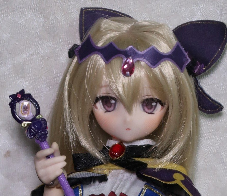 キュアアルカナ・シャドウのドールウィッグの良い見本あったけど、わい