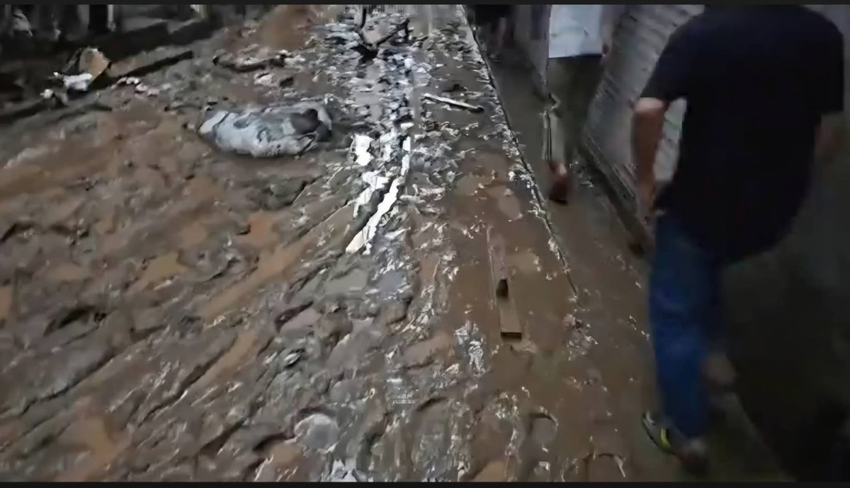 Ankitkumar932's tweet photo. Flash Flood Disaster: Houses Damaged, Families Devastated in Rajouri &amp; Poonch https://t.co/7412aYMiq4