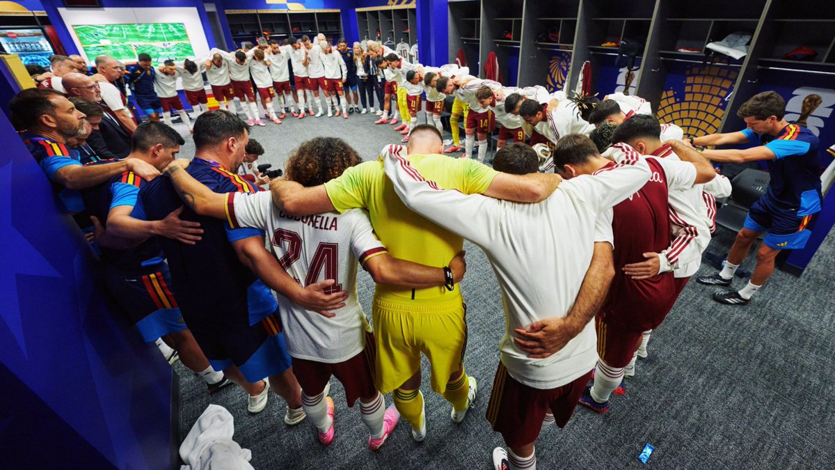 HaterMudo's tweet photo. "Hacemos fiesta si les ganamos y como somos mejores además les vamos a ganar" https://t.co/p0Al5dDvlH
