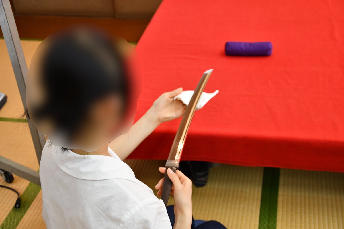 setagayatouken's tweet photo. 7月度の世田谷刀剣会も、無事に終了いたしました！
夏本番となり、会場につくまでも体力を消耗してしまうような季節になってしまいましたが、
変わらず皆様の元気なお姿を見ることができました！
なお、今月の勉強内容は「美濃伝」でした。 https://t.co/jJkCfAjg0V