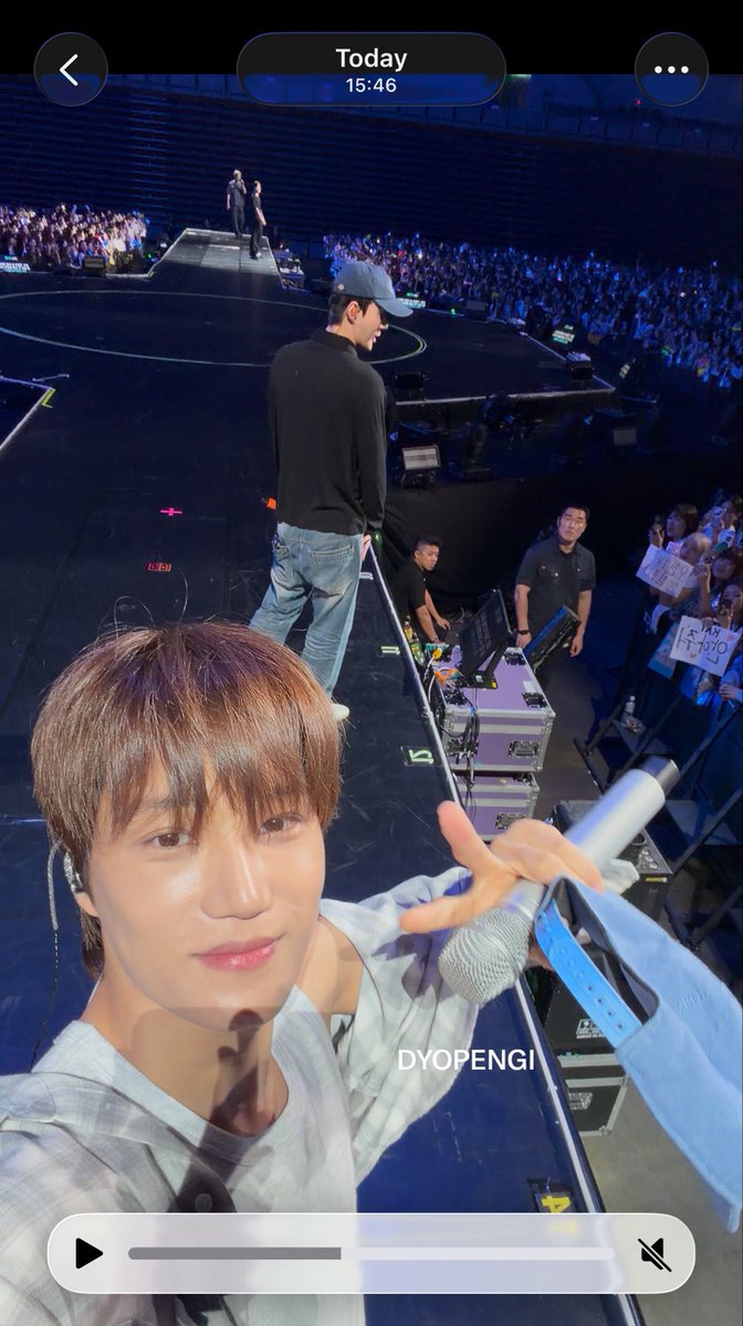 dyopengi's tweet photo. 260719 EXhOrizon in Kaohsiung Day 2

YALLL IM GG INSANE.... HE TOOK MY FREAKING PHONE AKHAOWNAIZUZKSMSKAK

#KAI #EXhOrizon #EXhOrizon_in_Kaohsiung https://t.co/S7oWmDdyq9