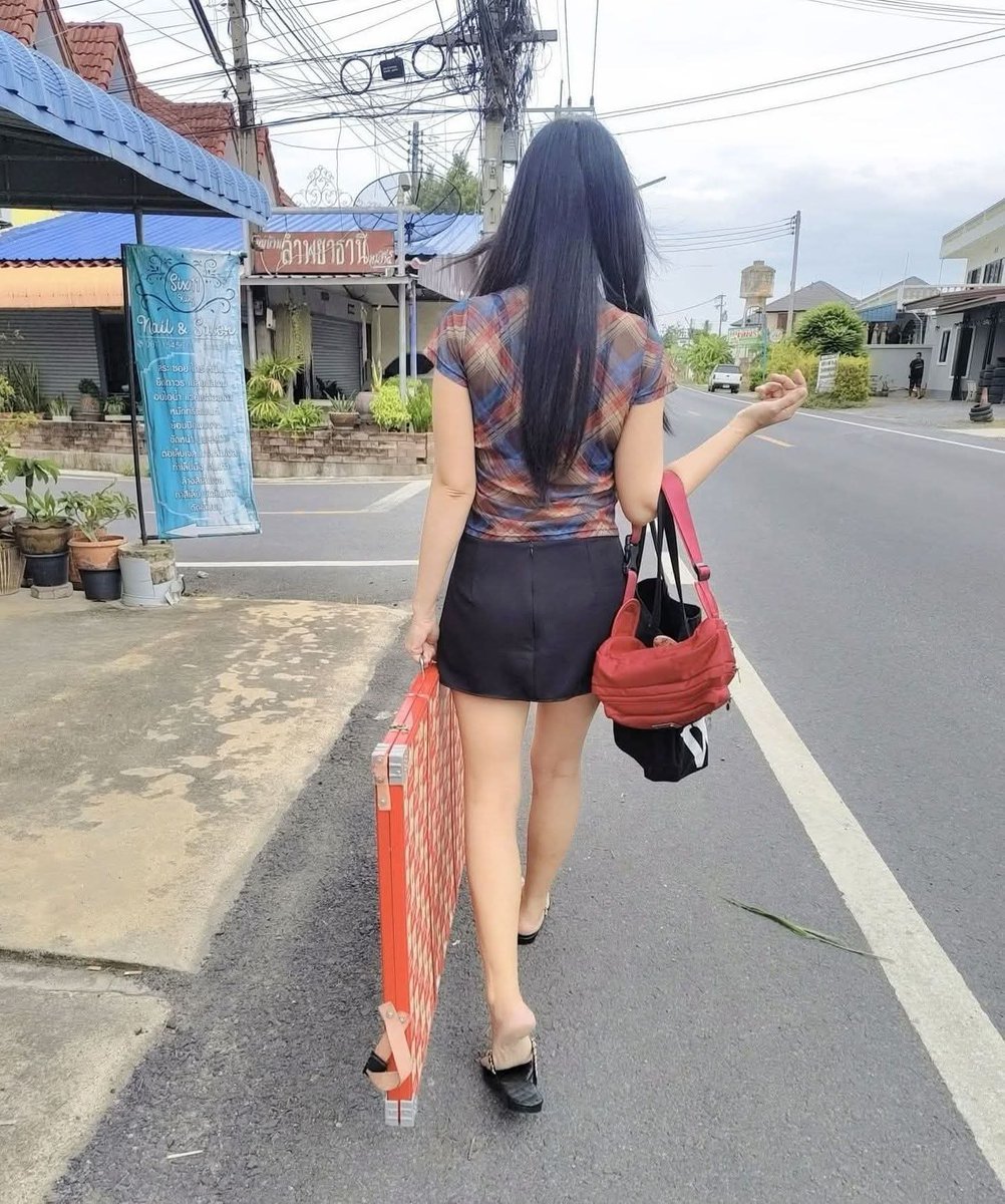 ມະນີ มะ นี tweet media
