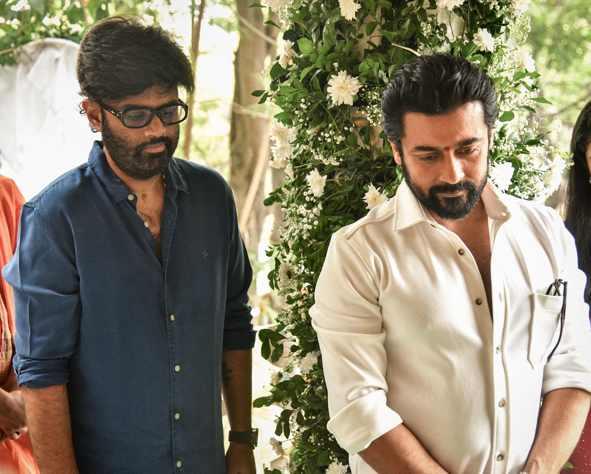 SuriyaFansClub's tweet photo. Wishing Our Producer @vamsi84 Garu❤️ a Very Happy Birthday!

 May your successful streak continue with our #VishwanathAndSons 😎 too. Wishing you a blockbuster journey ahead!! @Suriya_offl #VASonAUG14th https://t.co/uunLqII5eM
