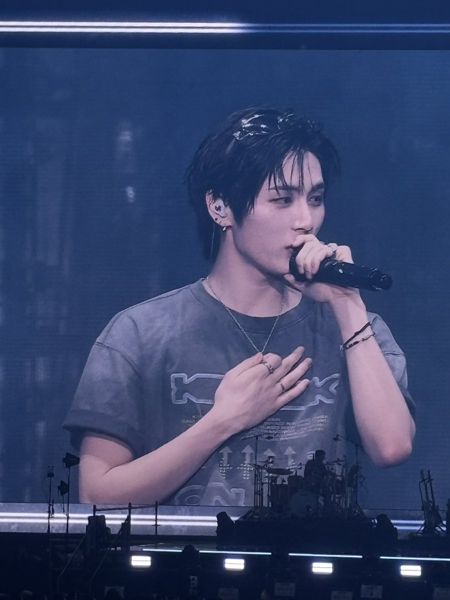 9detama's tweet photo. 보랑해💖 https://t.co/P2DYNaDJNl