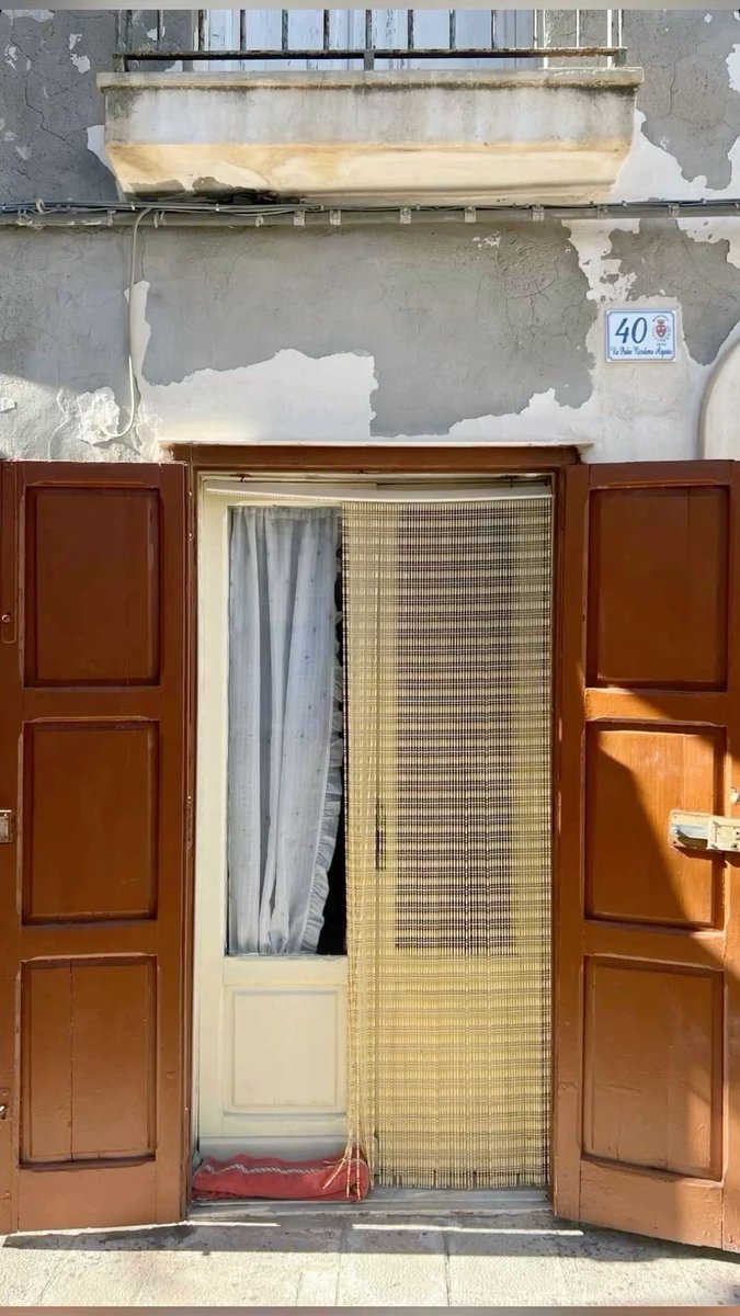 HiLurr's tweet photo. 🚪 https://t.co/zX4dqBV7XZ