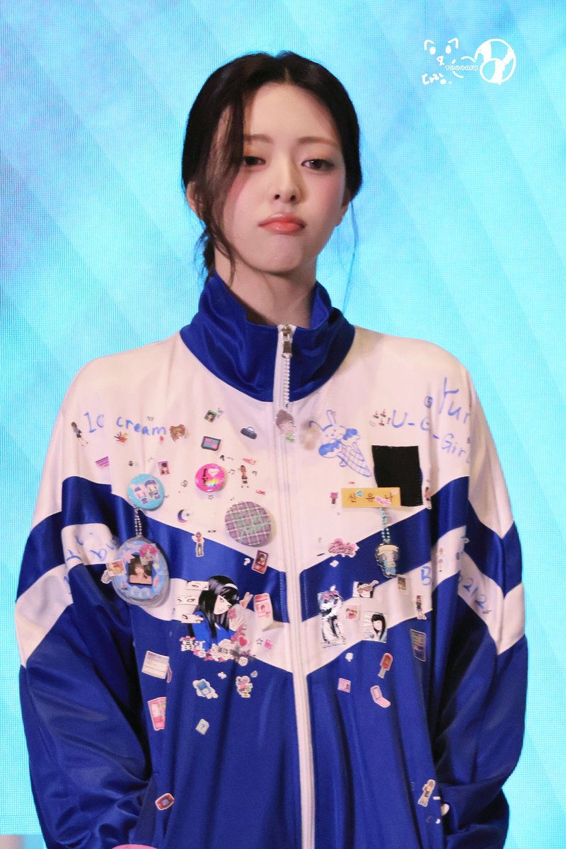 toooqiu's tweet photo. 260719 MS

신학생... 

#유나 #있지 
#YUNA #ITZY https://t.co/MEZUoTmsVh
