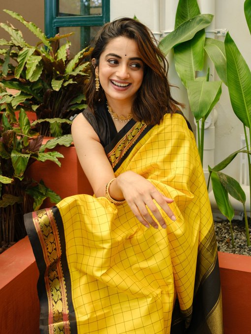 Mounikaa29's tweet photo. Namitha Pramod
#NamithaPramod #Namitha https://t.co/edA4COVYuC