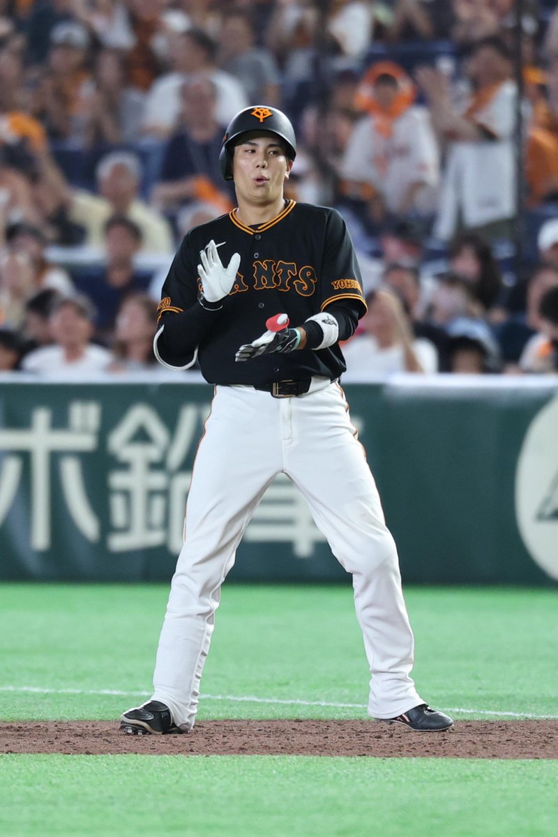 TokyoGiants's tweet photo. 【八回裏】巨人 6-1 中日

#門脇誠 選手が適時打を放ち2点を追加👏👏 https://t.co/B5uJ7eY570