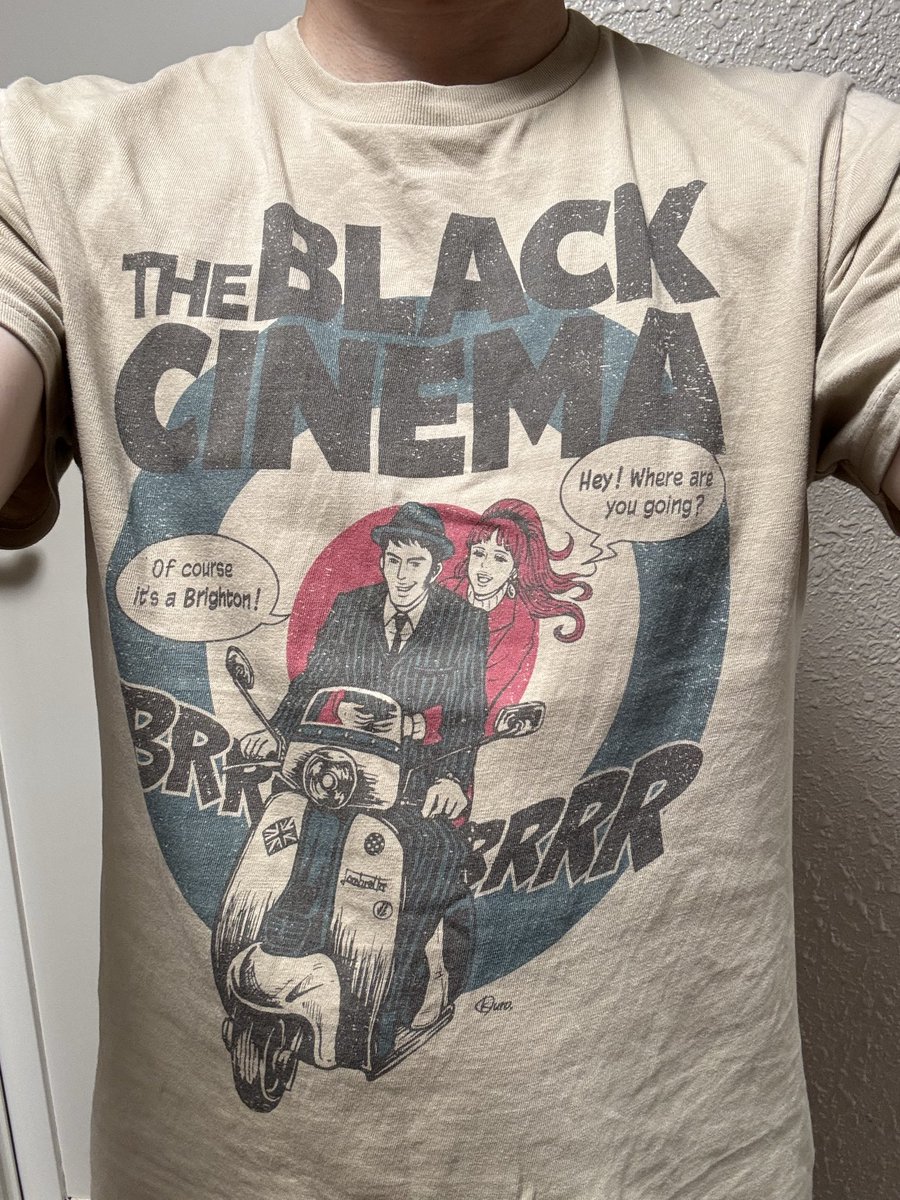 iQHooH63TOP4ny9's tweet photo. 今日は、ブラックシネマTシャツを着て、ロックンロールな気分で過ごしています https://t.co/RPlNqNxmCf