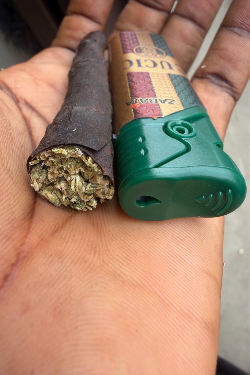 HighkushStrain's tweet photo. WAKE and BAKE 💚💨 https://t.co/pje84235il