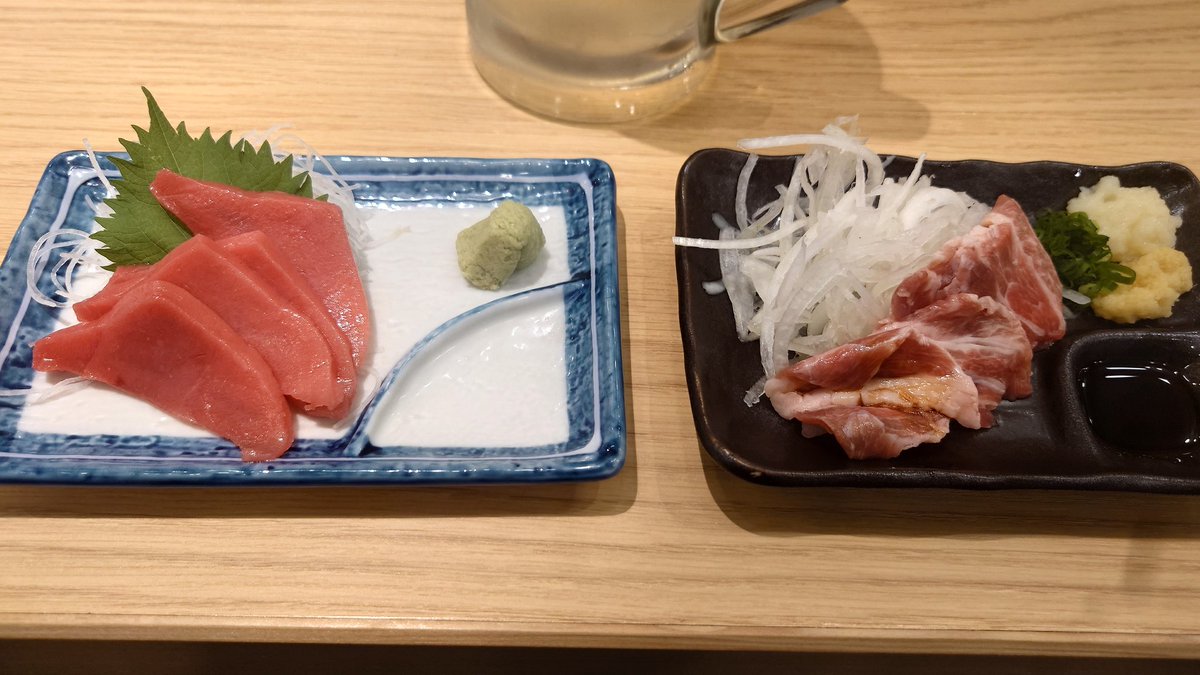 irving_2525's tweet photo. 磯丸水産からはしごして２軒目はメガハイボールと馬とマグロ。 https://t.co/VIZDwS1Nh9