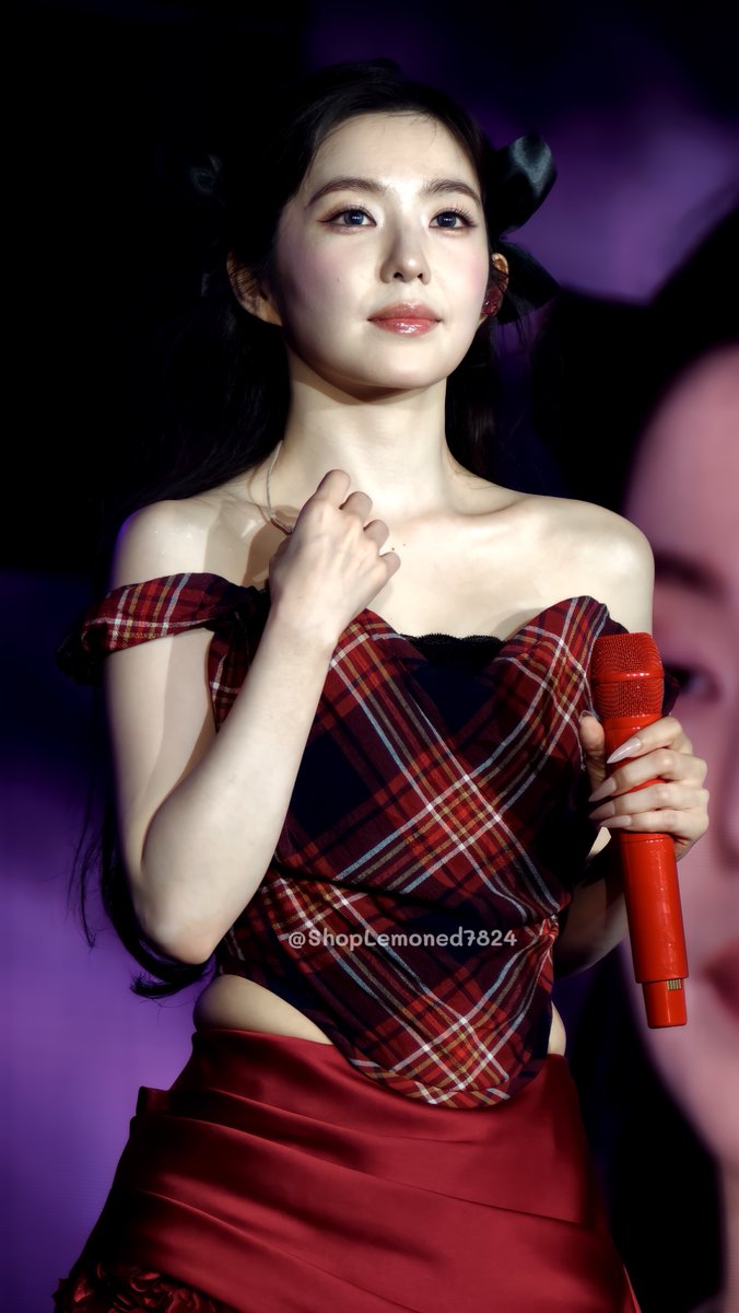 ShopLemoned7824's tweet photo. 💜🐰 Unreal ~ She is art.🎨🖌️

#IRENE #아이린 #รีวิวLEMONed
#IRENE_IWILL_in_BKK https://t.co/MTd3h0zsKw