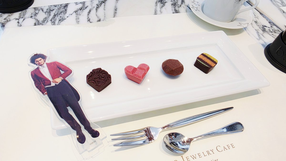 _1bnlv's tweet photo. 📍STAR JEWELRY CAFE &amp; Chocolatier

大理石でとってもオシャレなカフェ❤︎.*
どれも美味しくてチョコ好きとしては堪らなかったᐡo̴̶̷̤ ·̫ o̴̶̷̤ᐡ💓💓 https://t.co/OQ01o2Zgq2