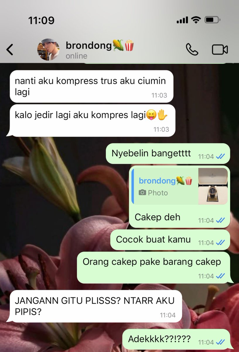 senjarui's tweet photo. brondong manis lagi (maaf ketagihan)  :V

syongsok one tweet au | fem!seok https://t.co/9jquo0mZaM