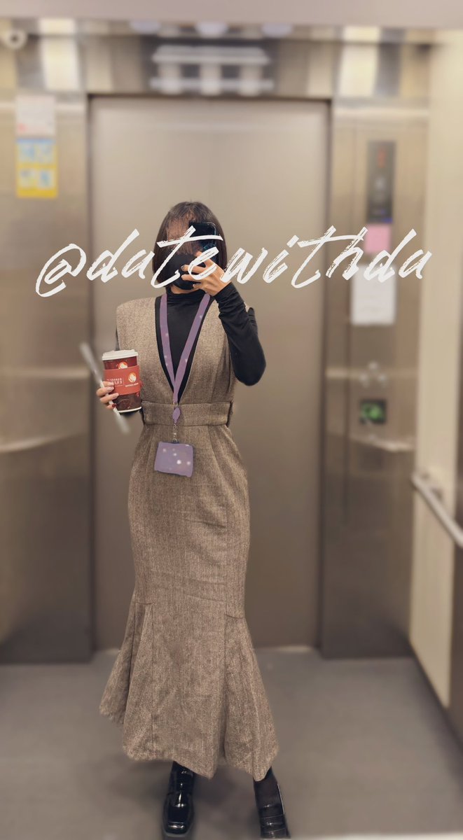 akanen118's tweet photo. 戒掉的咖啡因為年底緊湊的工作
又再度喝起來🫠🫠
#南崁約 #彰化約 https://t.co/SerZ8RTZOM