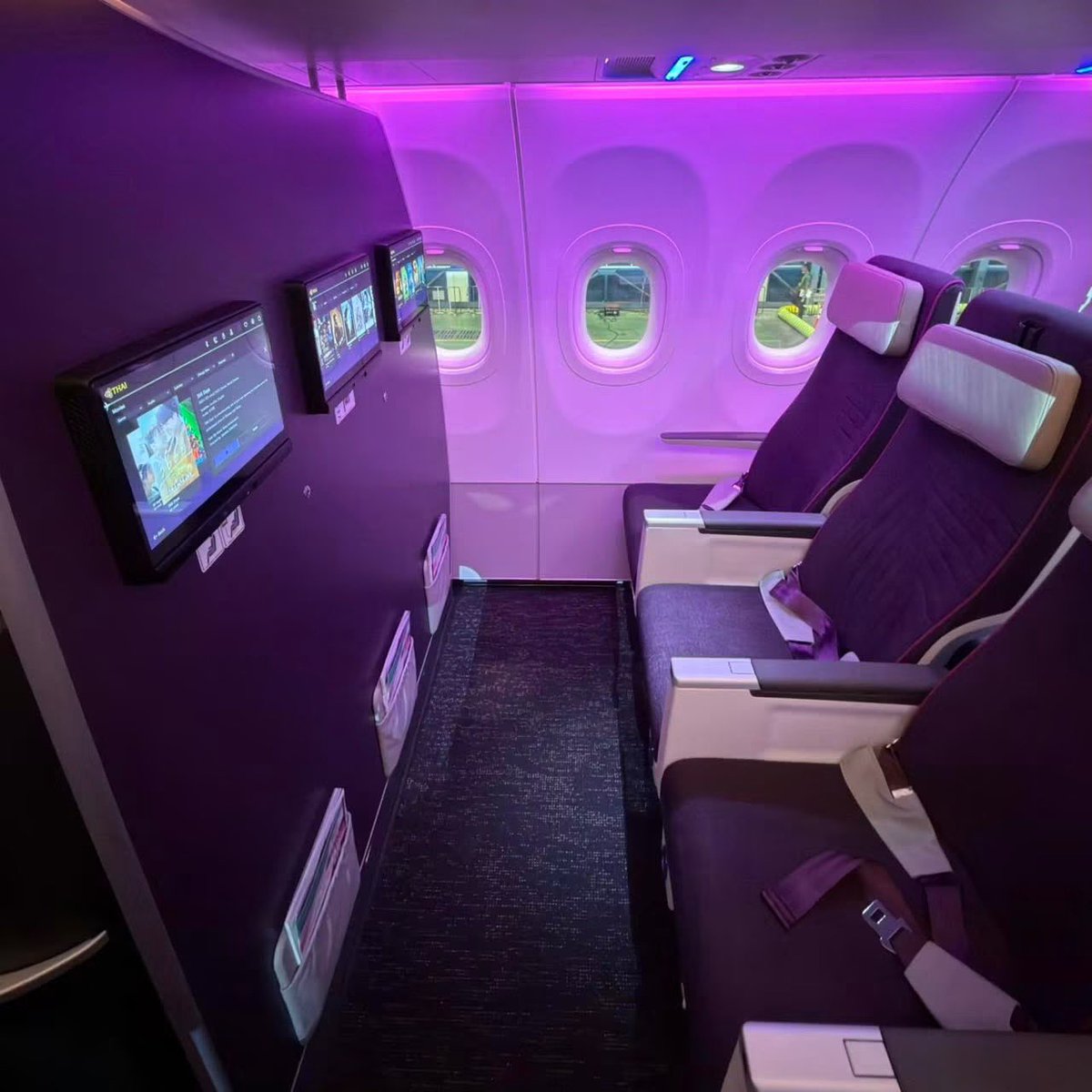 RonallChersan's tweet photo. 🇯🇵การบินไทยเตรียมใช้เครื่ิองลำตัวแคบรุ่นใหม่ A321neo บินญี่ปุ่น

🛫ประเดิมสุวรรณภูมิ-ฟุกุโอกะ ให้บริการเป็นบางวันช่วงสิงหาคม-กันยายนนี้ ซึ่งปกติเส้นทางนี้จะทำการบินด้วย A330-300 

//เอาจริงๆใช้ A321neo แล้วเพิ่มไฟลท์กลางวันช่วงไฮซีซั่นก็น่าสนนะ รูทนี้มีแต่ออกดึกถึงเช้าทุกเจ้าเลย https://t.co/pOn6NoIkMT