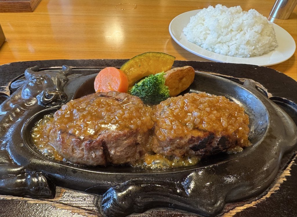 kuri0759's tweet photo. 静岡山梨日帰りドライブよきでした https://t.co/cgmvCQDTtO
