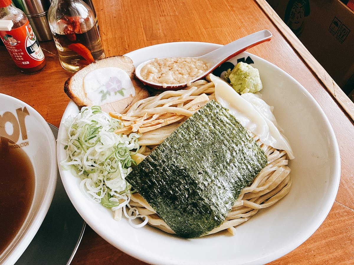 yoshi_taca's tweet photo. 初めての黒あぶら、美味い！
https://t.co/fKh66RBkPI 

(@【つけ麺専門店】夏の午後、彼女は髪を結び直して つけ麺に夢中だった。 山形市) https://t.co/eENuDkARWd
