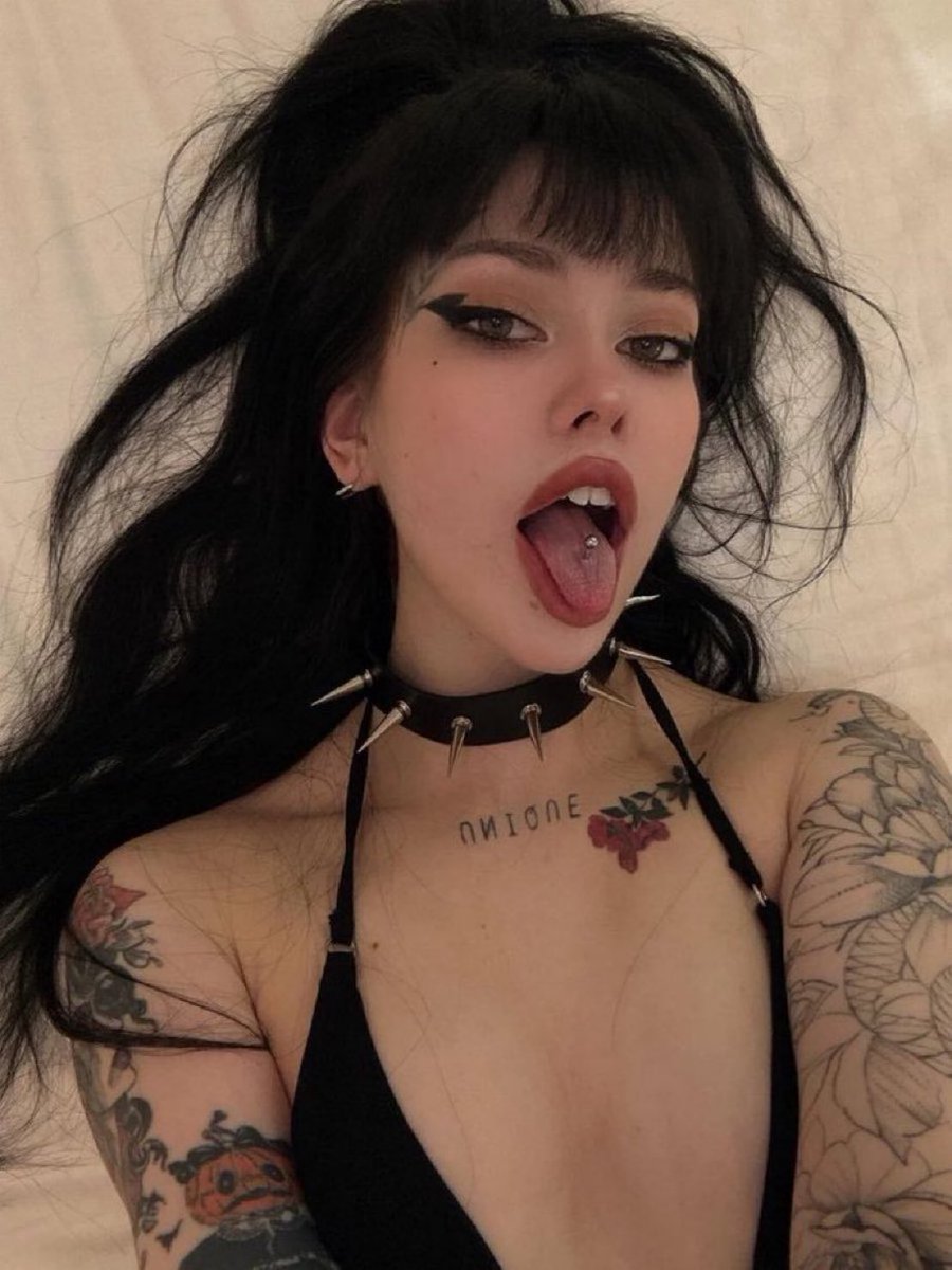 MERCILESSD1t's tweet photo. 💕weekends are my fav time of the week to take advantage of bet♡s~~

♡•~lock yourself away and *PUMP* your savings away💸💦

• catfish findom catfishfindom catfishfetish relapse paypig finsub egirl simp tiktok brat goddess whalesub goon rinse wallet • https://t.co/Uj89bAzKP3