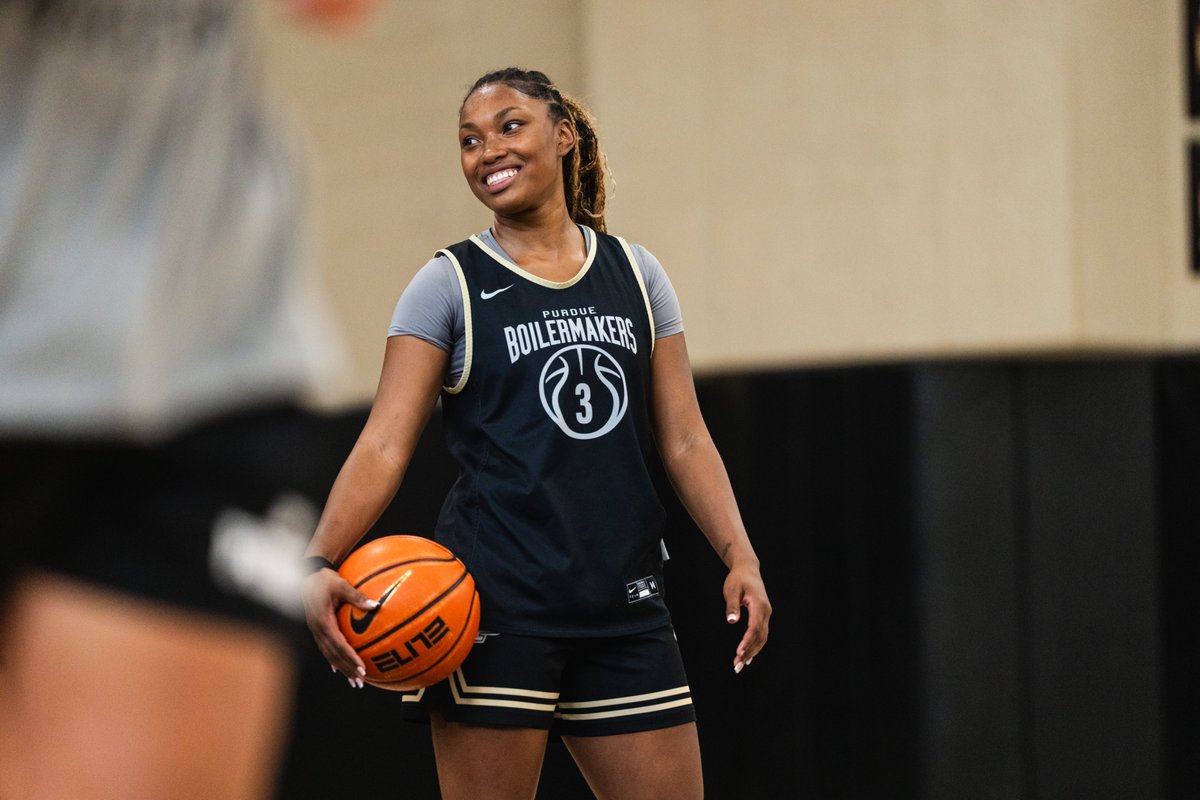 PurdueWBB's tweet photo. New week, let's get it! https://t.co/6fOHPDPqCl