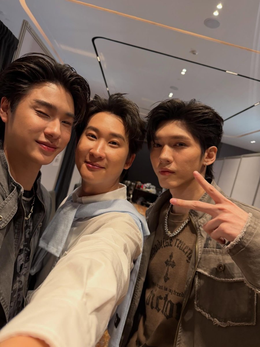 LukeMickTHFC2's tweet photo. 19/07/2026

IG : aloneww

สุดหล่อ ✨️

#lukeso_ 
#LukeMick https://t.co/HWjQ6paZ0F
