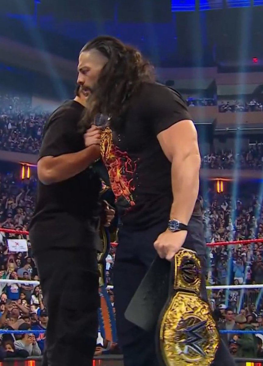 Mahaxaeo's tweet photo. We got dry hair Roman tonight 
#feelingblessed 
He’s so pretty 🥹😭😭 https://t.co/LDoGOnQO0e
