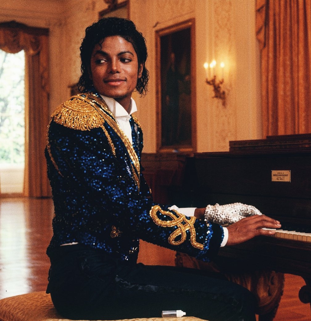 Andrey25_'s tweet photo. Michael Jackson in the “White House”, 1984 https://t.co/E7m5Wy9nDC