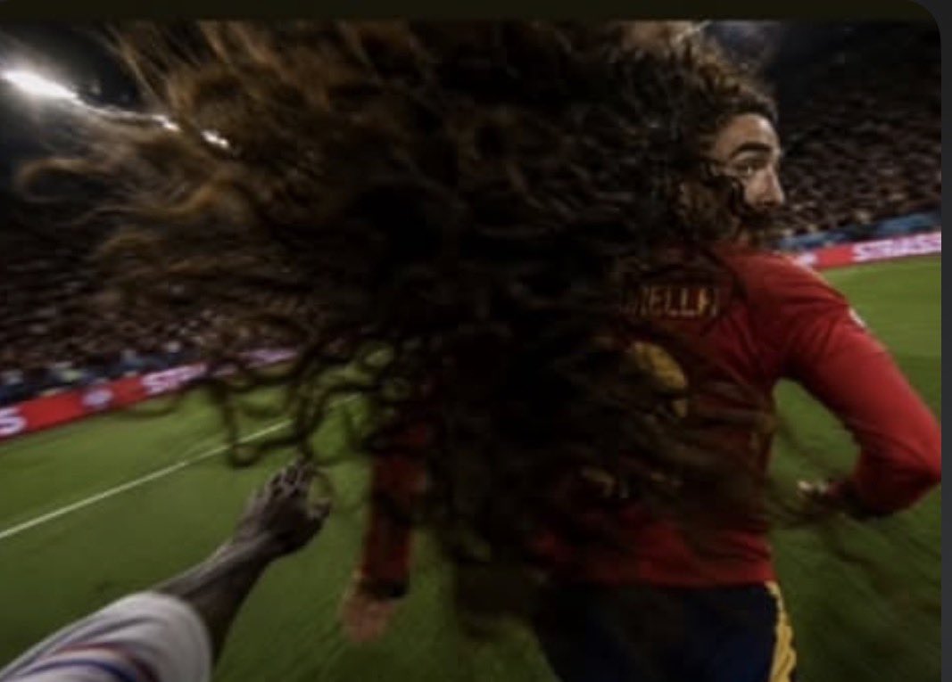 Rexosaurio's tweet photo. Lo que va a ver mañana Messi medio partido #MundialDelFútbol2026 #cucurella https://t.co/vmfnbkrHll