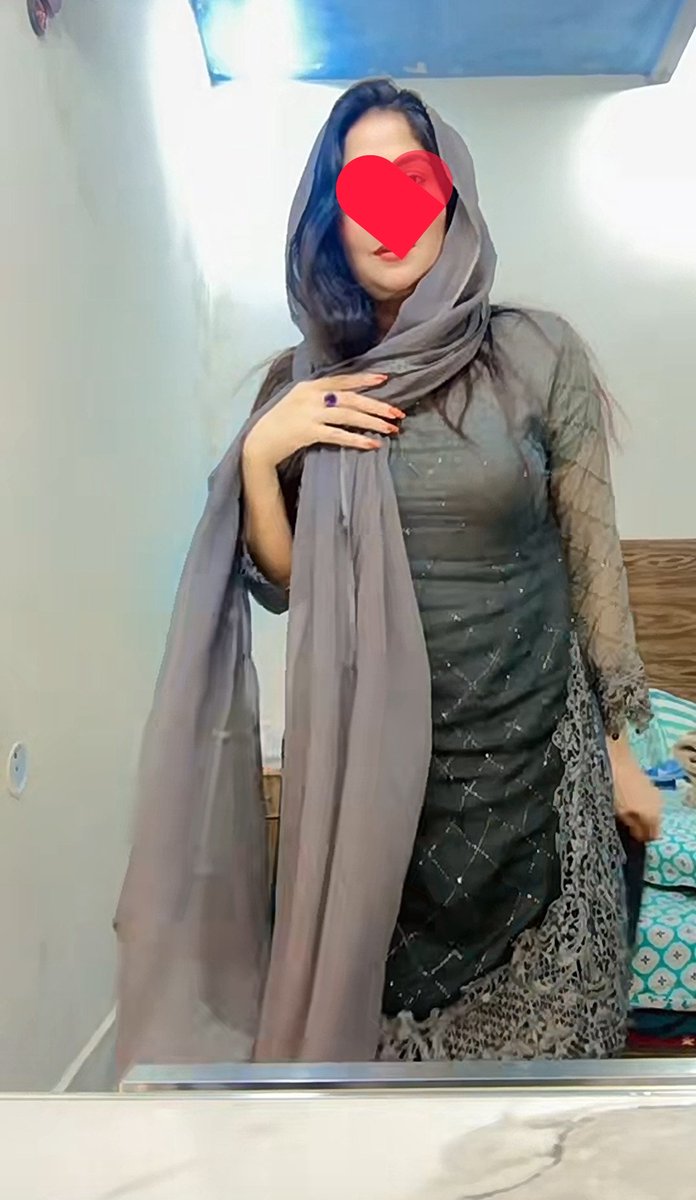 Heer_69's tweet photo. میں بلوچستان کوئٹہ سے تعلق رکھتی ہوں اور شادی شدہ ہوں ایک بیٹا ہے 16 مہینے عمر کی شوہر نادرہ دفتر میں جاب کرتا ہے میری عمر 24 ہے بس اور کوی سوال نہ پوچھیں انبکس میں ٹیہک ہیں.. ❤️‍🩹
@Heer_69 https://t.co/WlrA45gNMU