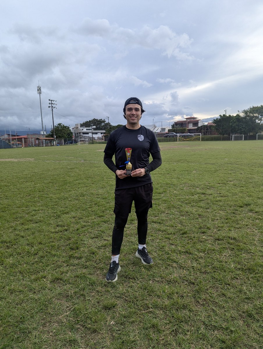 adr_64cp's tweet photo. Ganar es ganar..
🏆 #Partidito
Gracias por la invitación @allanmartinezcr https://t.co/xyLsaPiwHQ