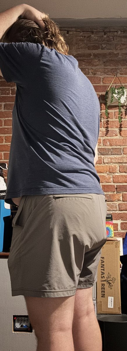 hiyeahagain's tweet photo. @FrecklyFeet Just took a walk around my block like this. 😈 https://t.co/KW44qdPyqM