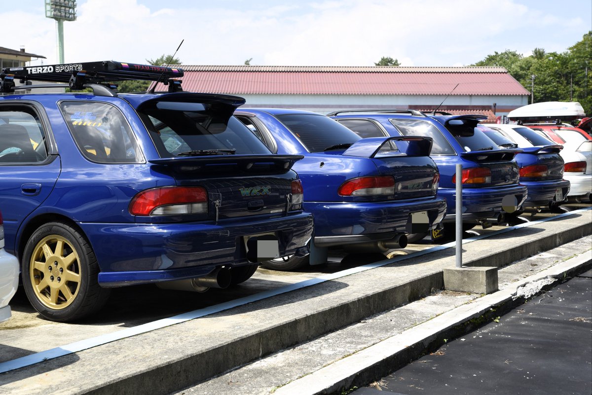 yswgrb55's tweet photo. 今世の中にいるスバルの大半はVMやVN、GTやGU、SKやSLなんだろうけど
今��榛名リンクにいるスバル達は全然違う笑笑

多分人種が違うんだろうな〜(褒めてます)
#HARUNASUBARUFES2026 https://t.co/xjJSnjqfxQ