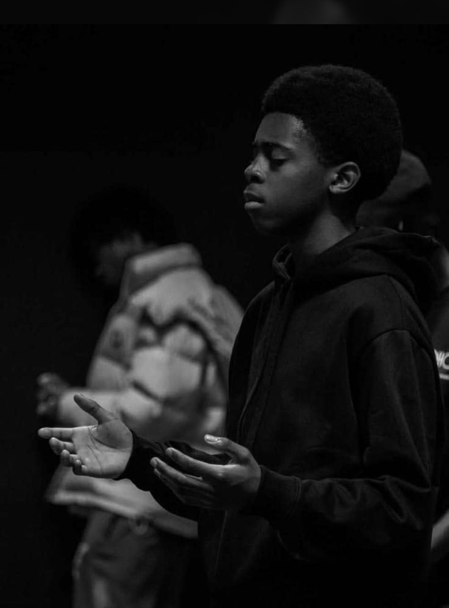 Maxwellofweb3's tweet photo. It’s another morning to strive harder and relentless for success 📊📈✝️ https://t.co/R25Lm5SYAb