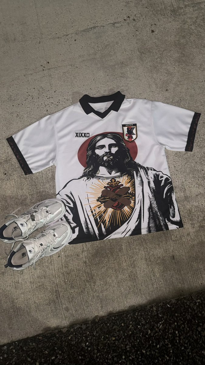 19XOM4F14's tweet photo. Sacred Heart Tees live!!! get that Yours before they go out of stock! #fyp #19xo #worldcup https://t.co/b6SfaAWpwY