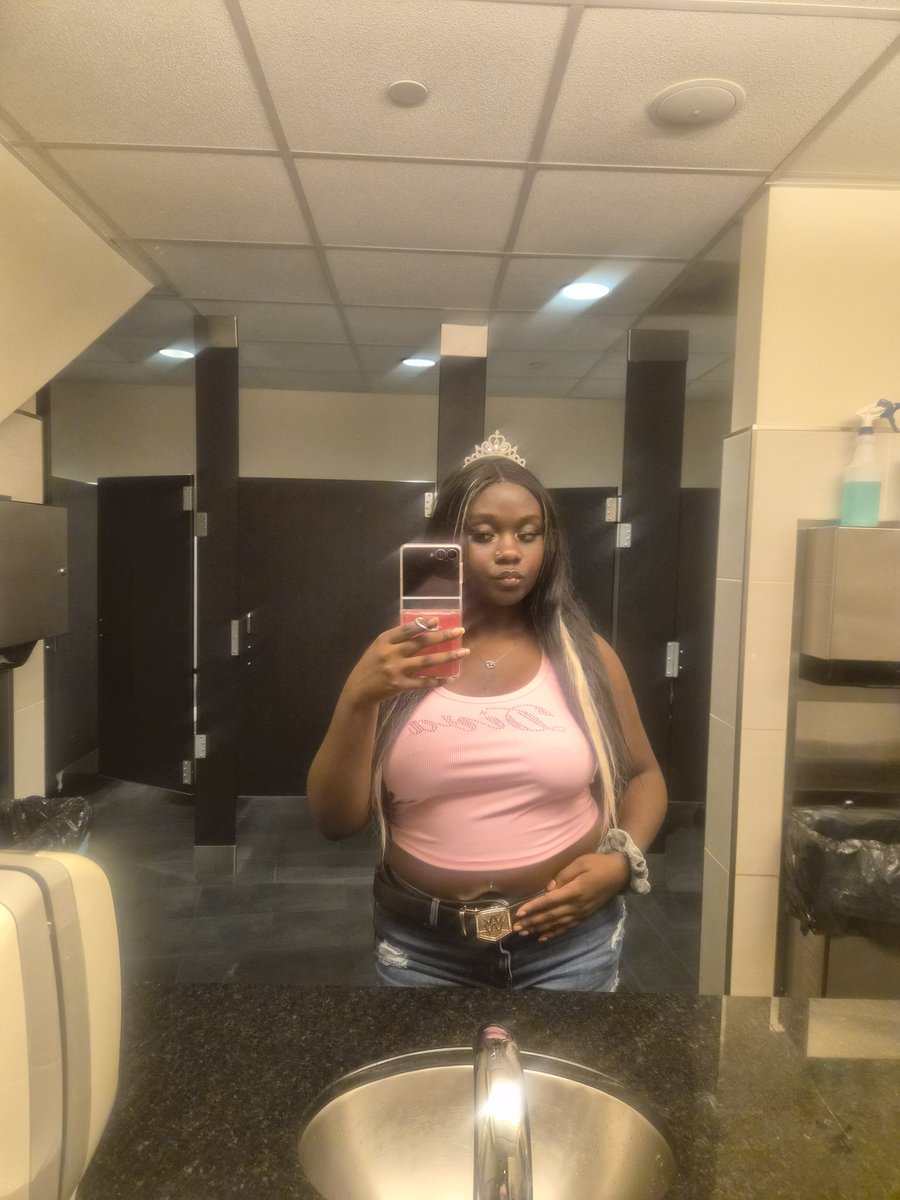 𝘎 𝘐 𝘡 𝘡 𝘠 🇯🇲 & ❤🔱🖤 tweet media