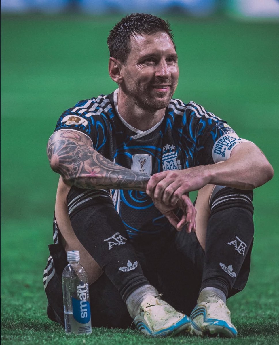 TacaNapoli's tweet photo. Messi va a jugar el mejor partido de su vida no tengo dudas https://t.co/YDkMcHJgt9