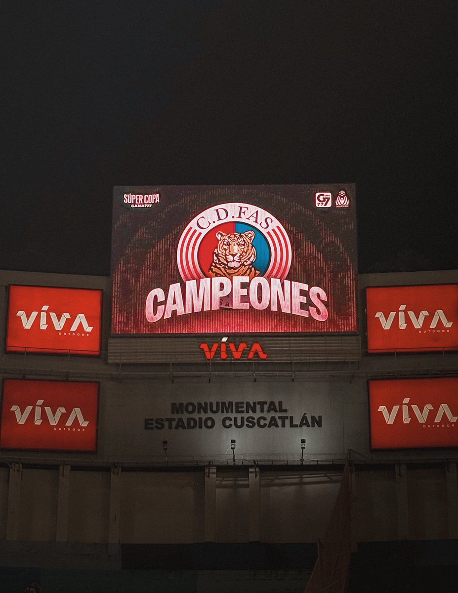 CDeportivoFAS's tweet photo. ¡𝑩𝑼𝑬𝑵𝑨𝑺 𝑵𝑶𝑪𝑯𝑬𝑺, 𝑺Ú𝑷𝑬𝑹 𝑪𝑨𝑴𝑷𝑬𝑶𝑵𝑬𝑺! 🏆🔴🔵 https://t.co/Lr35DkaSCg