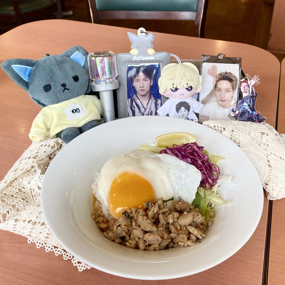 sky_knj56's tweet photo. 涼しいデニーズで美味しいガパオ😋
じぇおinバンテリン楽しみスぎるーーーッ❤️‍🔥❤️‍🔥❤️‍🔥 https://t.co/MVstl112Ou