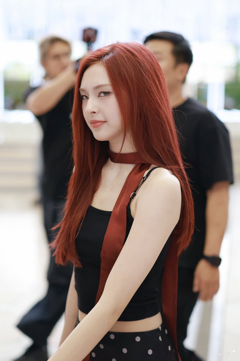 Canntopia_'s tweet photo. 260716
b__b____c s___ e__😒

#CHIQUITA #BABYMONSTER
#치키타  #베이비몬스터 https://t.co/436gYGzMc8