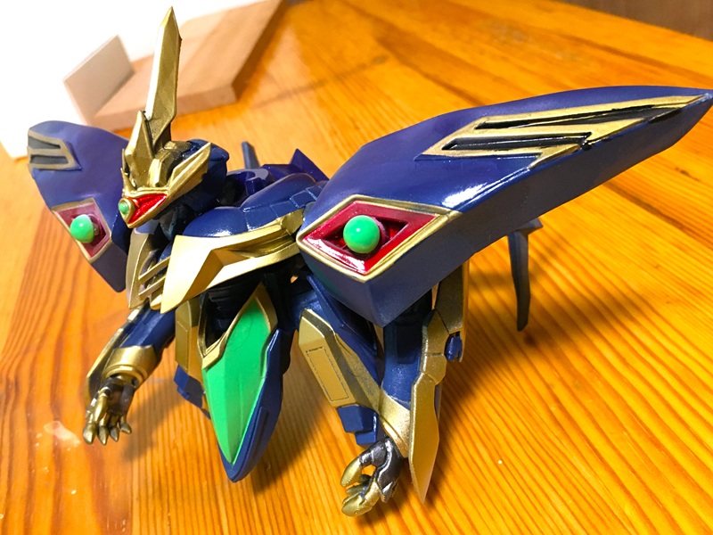 zeon_ahamkara's tweet photo. 最後の一つがようやく仕上がりました。
『コードギアス　反逆のルルーシュ劇場総集編』より、覇王月虹影でございます。アプリゲーム「ロストストーリーズ」にのみ登場する機体です。でかい、重い、大味！　ですが、お得感あると思います。よろしくどうぞ。
#WF2026S https://t.co/l5QRRjRhye