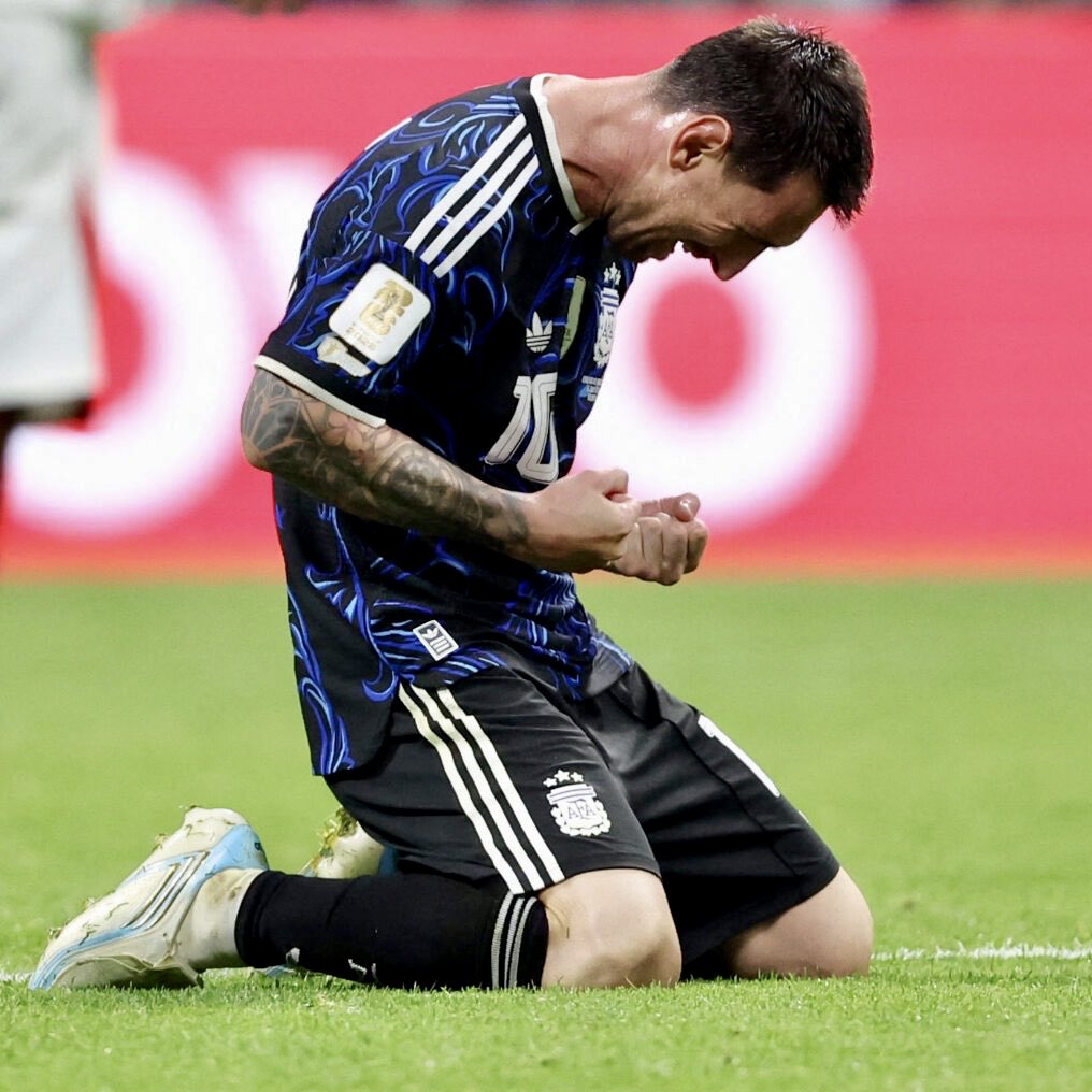 diolauhatta's tweet photo. Lionel Messi gets one more chance to shake hands with paradise.

Maybe he will. Maybe he won’t.

But no amount of hatred or disrespect can rewrite what the world has witnessed for nearly two decades.

He doesn’t need your approval. He never did.

Some chase validation with words. The truly great earn it with their actions.

This World Cup is another reminder of a truth that a few stubborn voices were simply too bitter to accept.

That he is, in fact,

The Greatest of All Time.