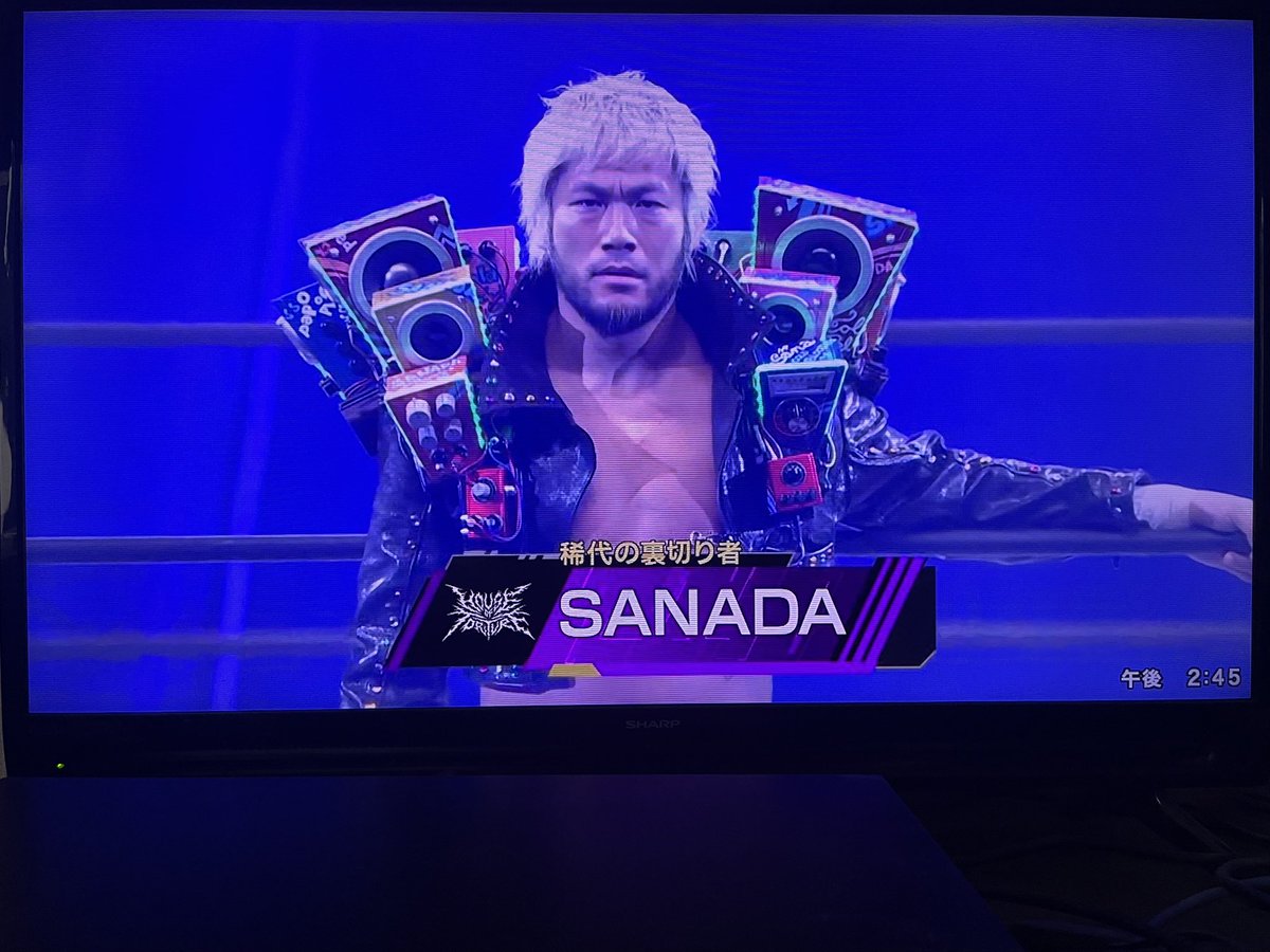 tsob2011's tweet photo. どうも、
新婚です。
嫁は高知の鬼軍曹です←
#SANADA
#G1CLIMAX36 https://t.co/dmSIakjK9W