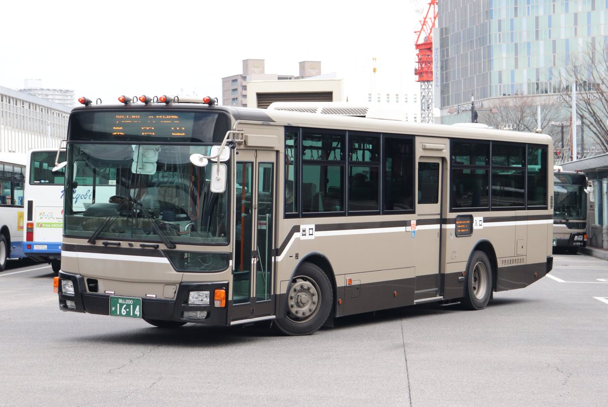 uchinodai61's tweet photo. 宇野自動車　岡山200か1614　2025年3月　岡山駅前 https://t.co/hXSve77jeo