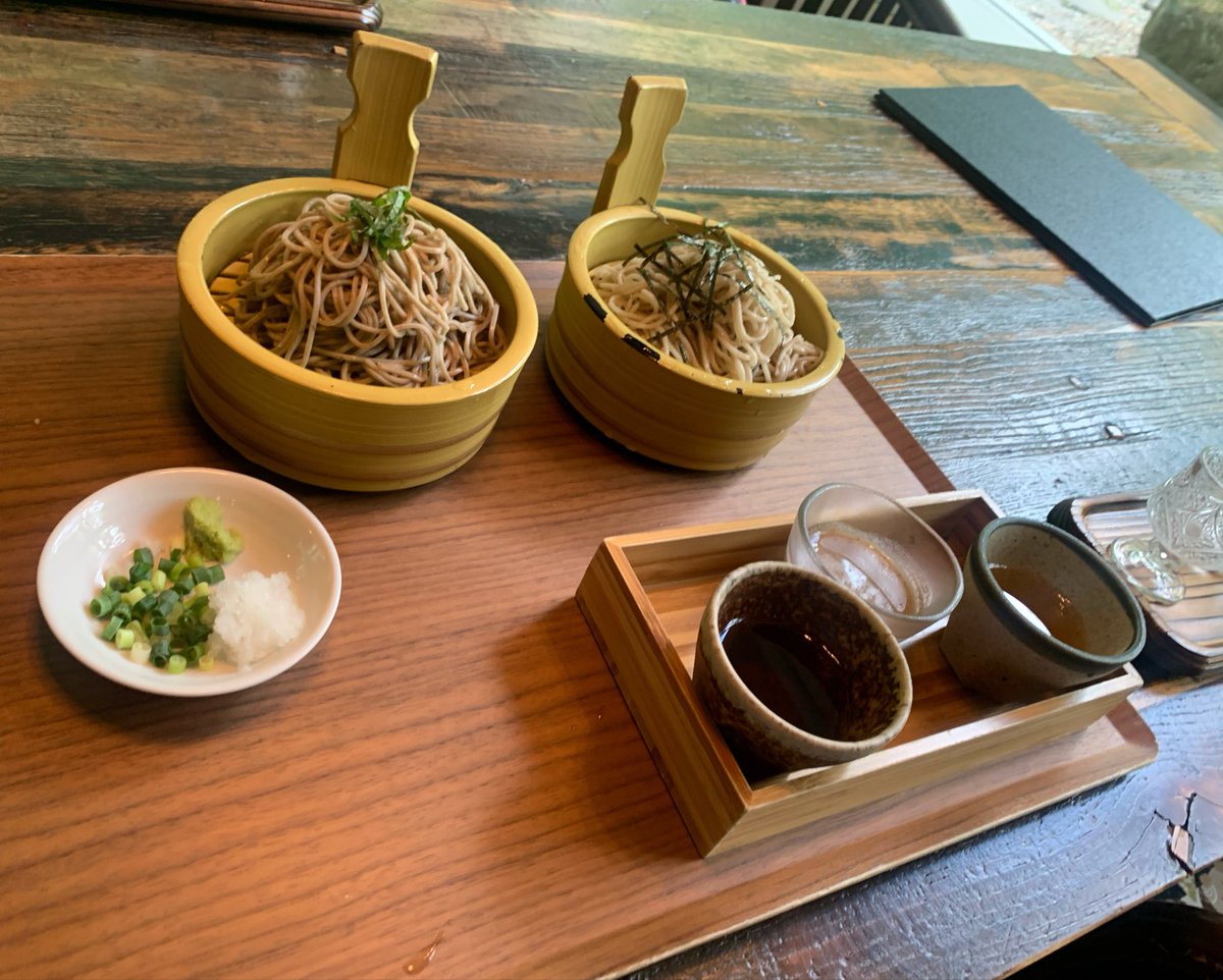 ai20220326's tweet photo. Lunch𐩢𐩺
FARMER'S TABLE

＊加茂七とうふの麻婆丼
＊茅野産蕎麦粉の二色蕎麦食べ比べ
どちらも前菜付き おいしかった😋

ランチのあと温泉 音無しの湯へ♨️ https://t.co/j0nckh8DBs