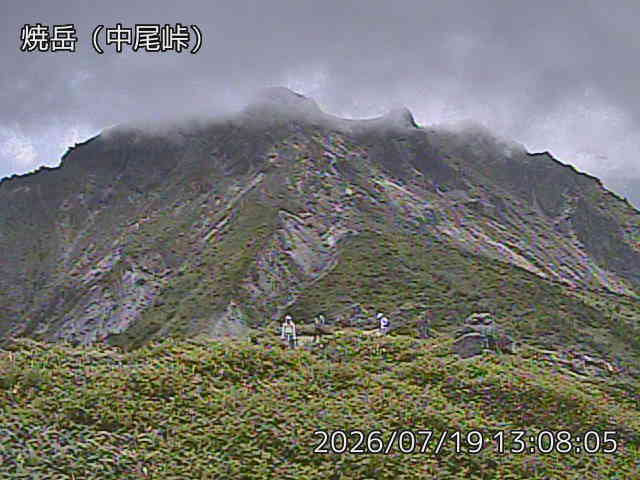 TaTohru's tweet photo. 12:54, Sun. July 19, 2026(JST)
Mount #Yakedake(#焼岳) in #Nagano(#長野) and #Gifu(#岐阜) Prefecture, Japan
N36:13:37/E137:35:13. 🌋2,455m(Elevation).   
 The source of the photos are images from the volcano monitoring camera of Japan's Meteorological Agency (JMA). https://t.co/yzS8by37kg