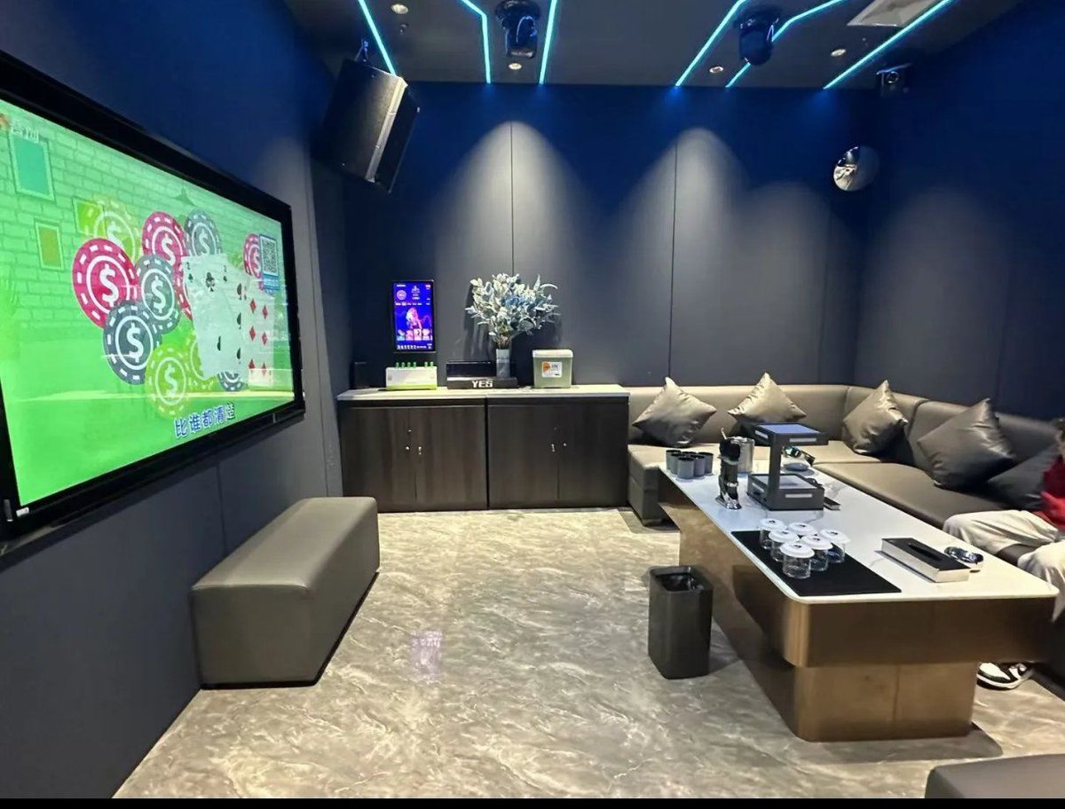 aprile___'s tweet photo. Get your vocal cords ready! This KTV room is waiting for your hit songs—sing like nobody’s watching, make every note count, and turn a casual night into an unforgettable party!， https://t.co/3HcMcLkWPB