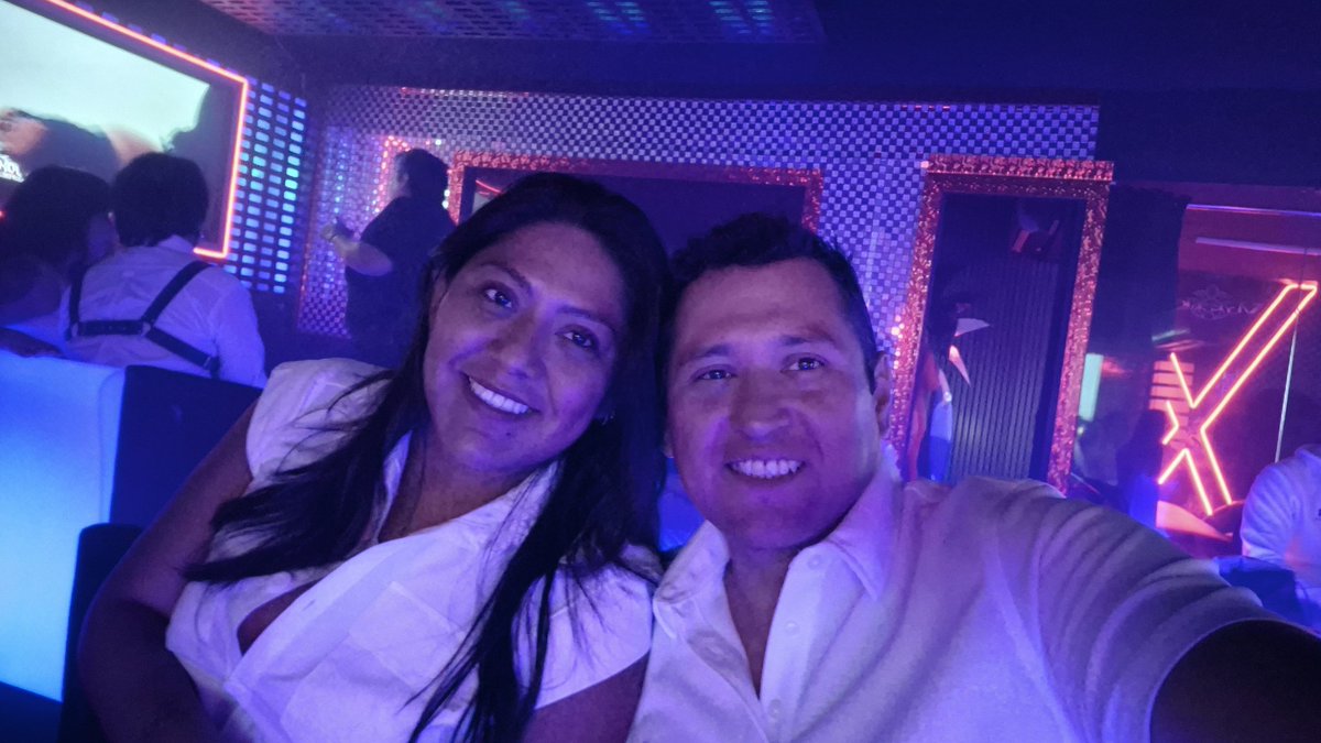 paco_cs2007's tweet photo. Otra aventura a tu lado @Bego_Betty  en @Xclusivoviolet https://t.co/QiEfK6yzE5
