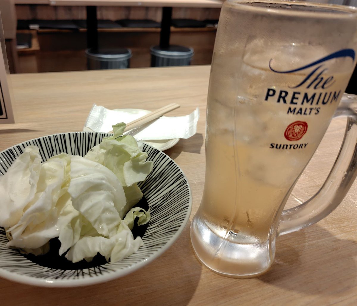 lchiro_a2know's tweet photo. 久々に１人飲みです🍻

気兼ねなく誰にも気を使わ���最高です😆 https://t.co/YOSRLnkuAD